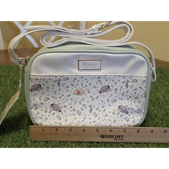 Disney Primark "Winnie The Pooh" Crossbody/Camera Bag Light Green NWT 9"x6"x3" - Picture 2 of 12
